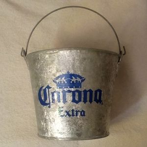 CORONA COLLECTABLE NEW ICE BUCKET W/ HANDLE!
